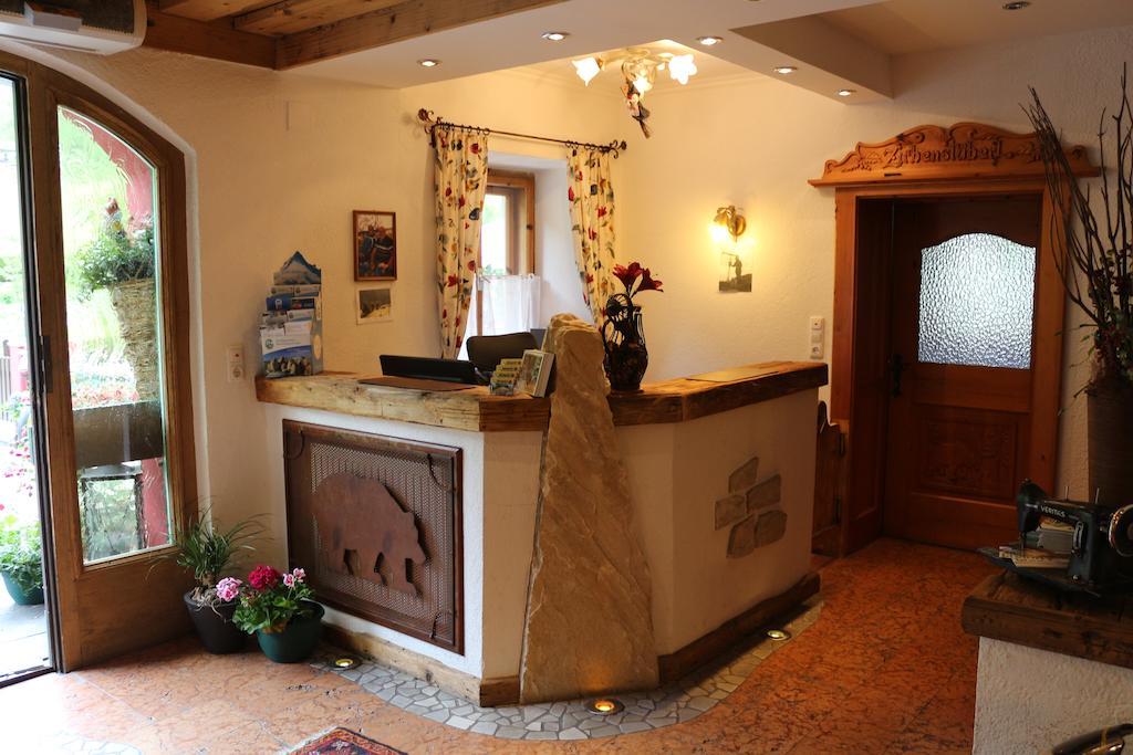 Отель Gasthof Baerenwirt Fusch an der Grossglocknerstrasse Экстерьер фото